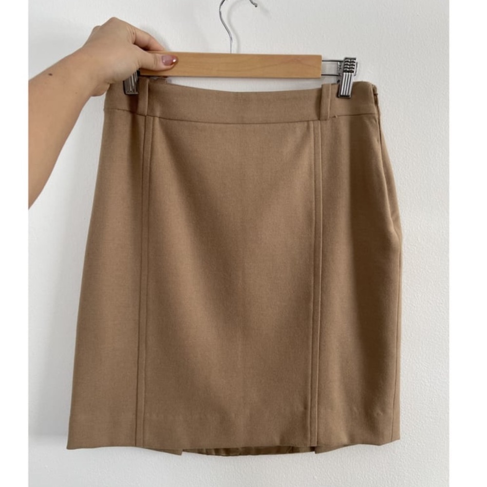 Burberry skirt - To the knee - Picture 2 of 4